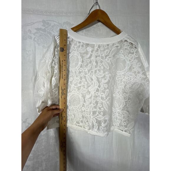 White Lace Crop Top Medium Roll Tab Sleeve - Picture 12 of 12
